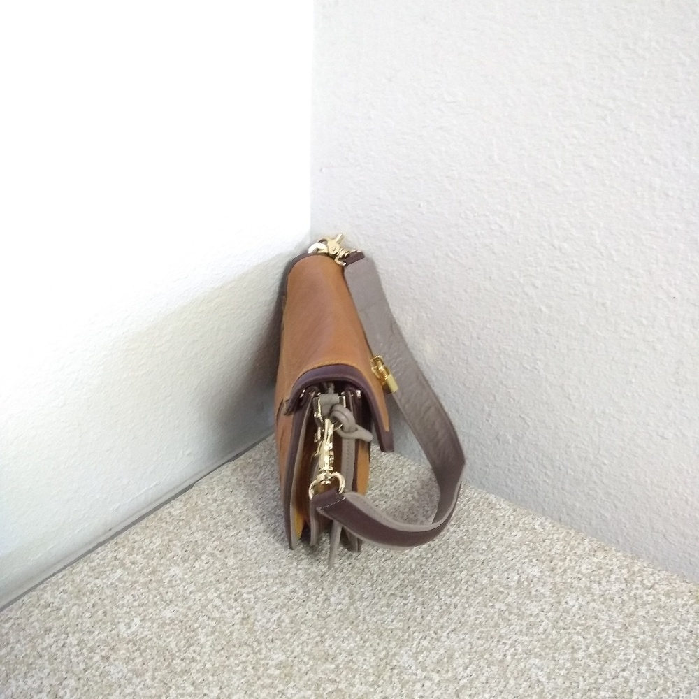 Tory Burch Genuine Leather Shoulder Bag - Picture 8 of 8